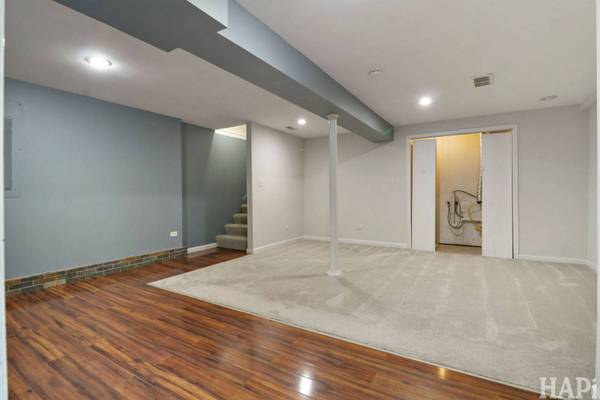 38366 N 4th AVE, Spring Grove, IL 60081