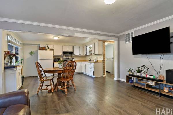 1408 North AVE, Round Lake Beach, IL 60073