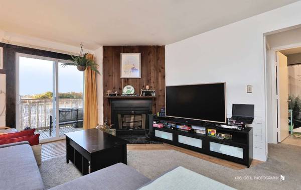 52 N Pistakee Lake RD #8, Fox Lake, IL 60020