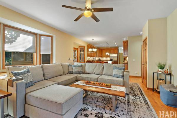 3819 Prairie DR, Spring Grove, IL 60081