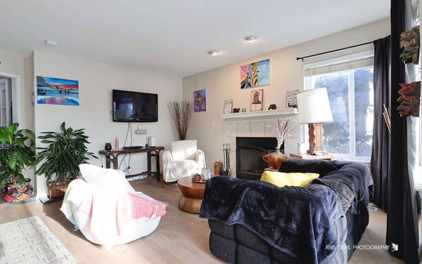 1185 Mallard CT, Fox Lake, IL 60020