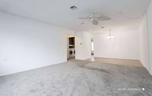 7302 Chevy Chase CT, Fox Lake, IL 60020