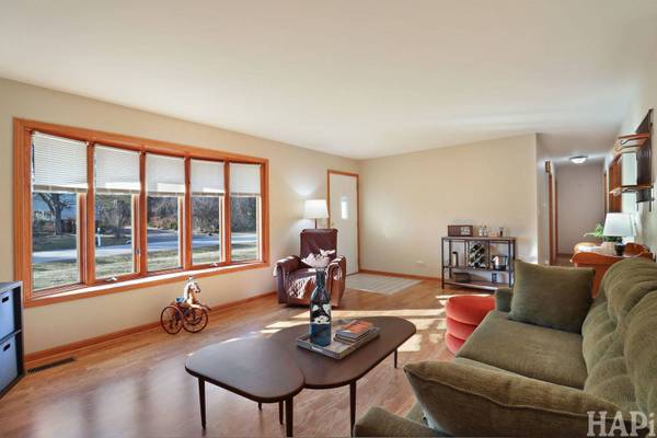 38689 N Boulevard View AVE, Wadsworth, IL 60083