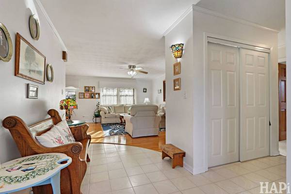 625 Monterrey TER, Mchenry, IL 60050