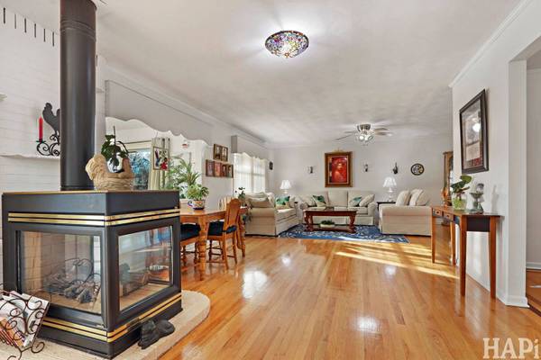 625 Monterrey TER, Mchenry, IL 60050