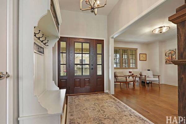 202 Country Club DR, Mchenry, IL 60050