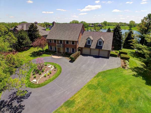 2916 N Bayview LN, Mchenry, IL 60051