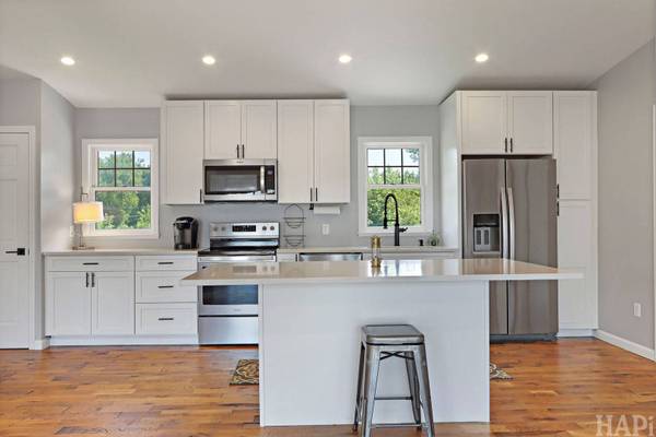 35806 N Marine DR, Fox Lake, IL 60020