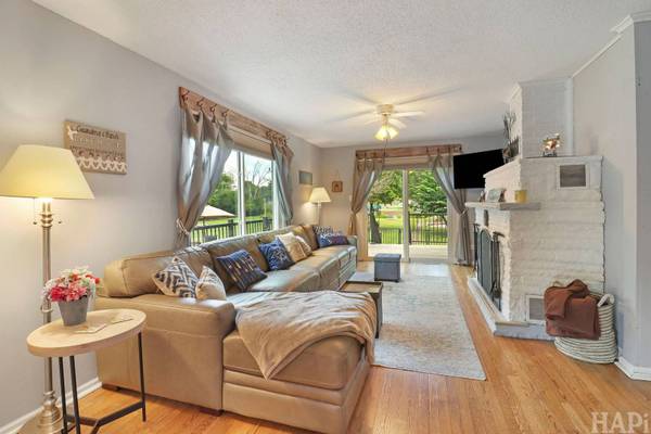 38392 N 8th ST, Spring Grove, IL 60081