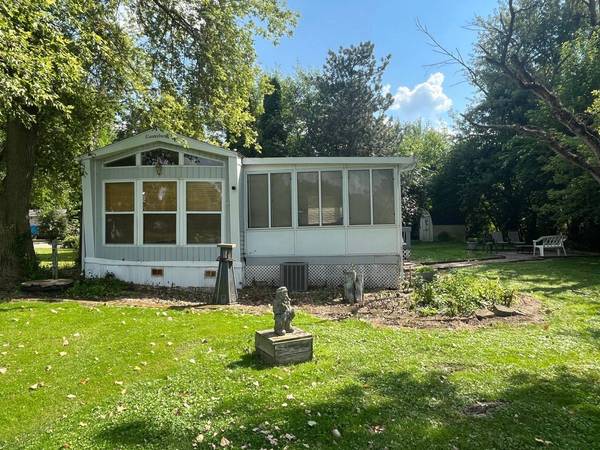 1009 Bay RD #10