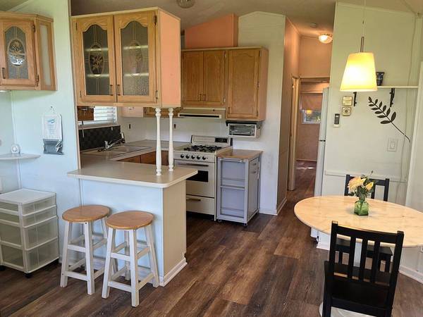 1009 Bay RD #10, Mchenry, IL 60051