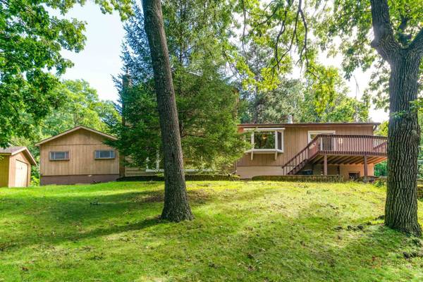 39152 N West End DR, Spring Grove, IL 60081