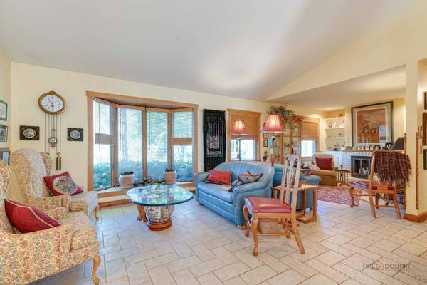 10704 Breezy Lawn RD, Spring Grove, IL 60081