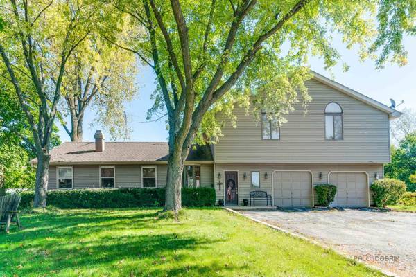10704 Breezy Lawn RD