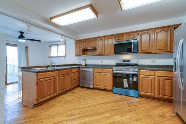 42385 N Woodbine AVE, Antioch, IL 60002