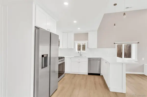 214 Knox CT, Denver, CO 80219