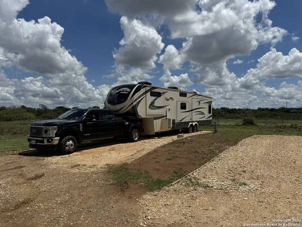 133 Wheeler, Stockdale, TX 78160
