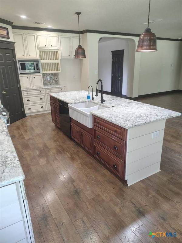 3299 Espada, New Braunfels, TX 78132