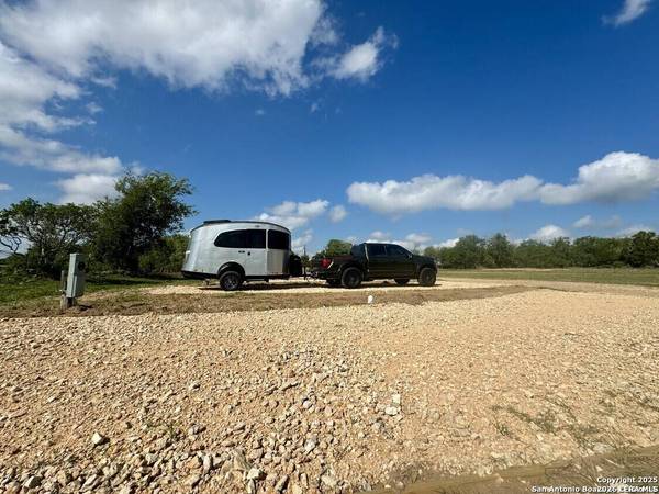133 Wheeler, Stockdale, TX 78160