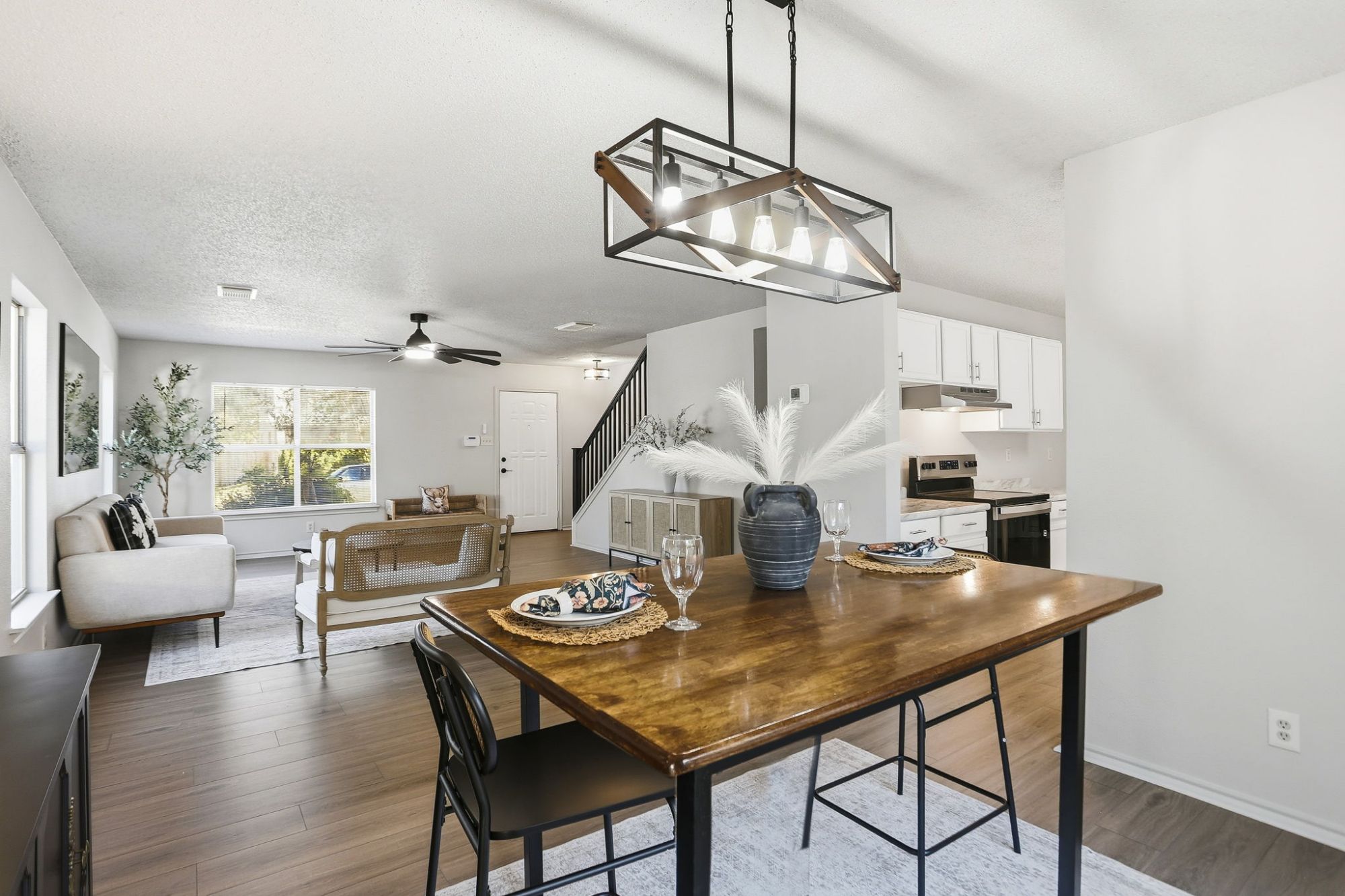 8123 Chestnut Manor Dr., Converse TX 78109