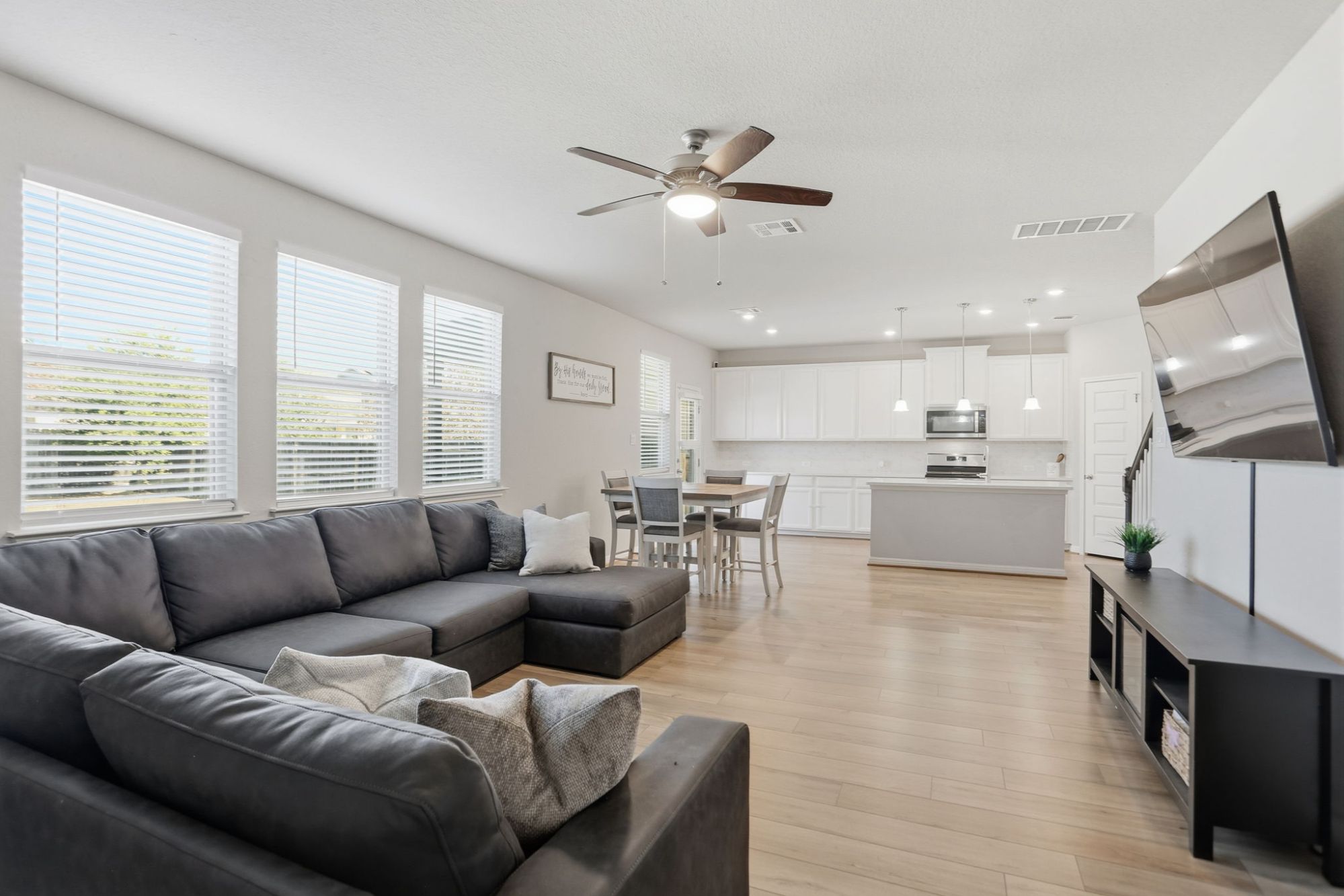 11623 Folsom Pass, San Antonio, TX 78245