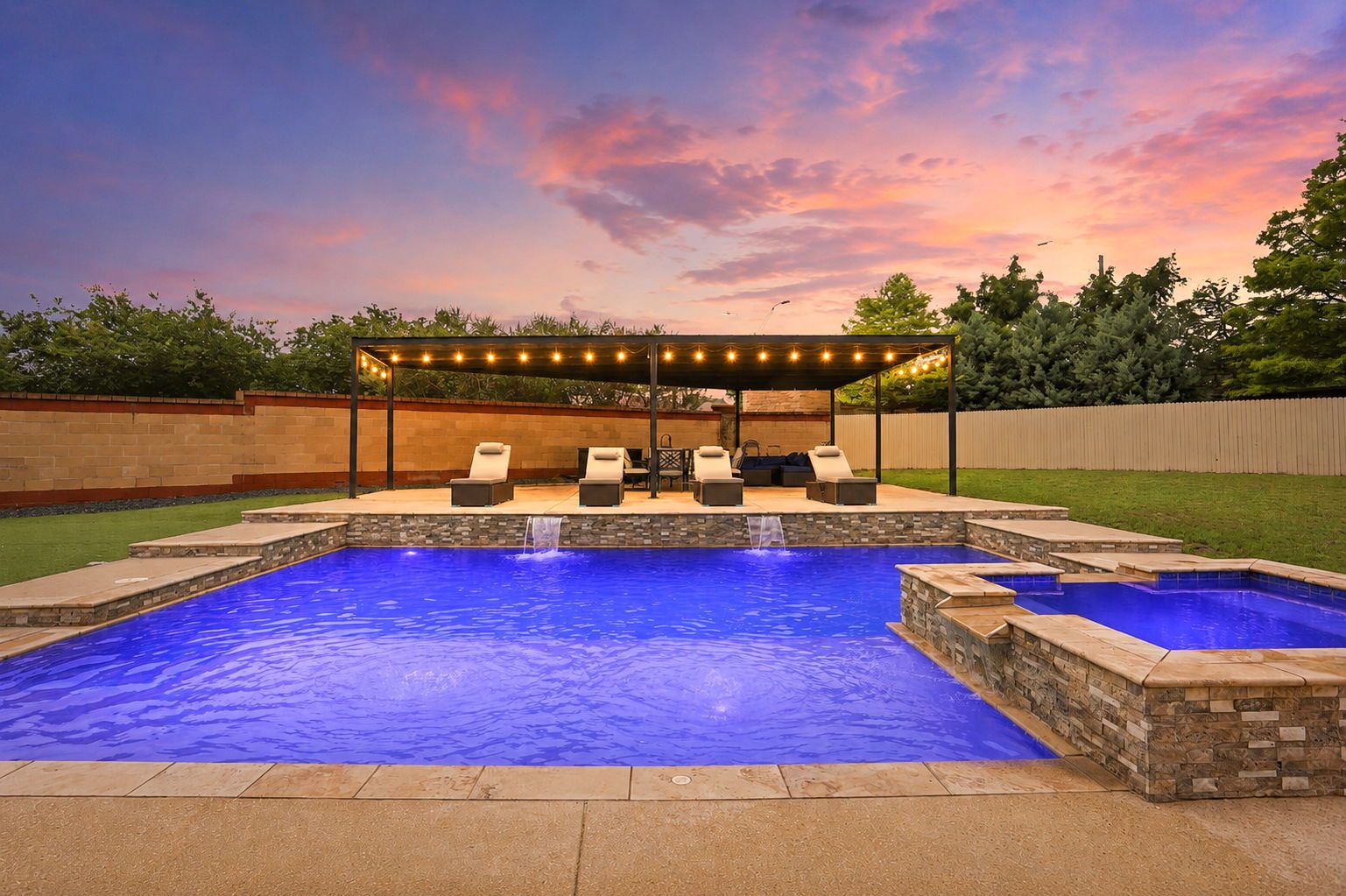 Four-Bedroom Home with Heated Pool, 40x40 Pergola, and Outdoor Kitchen in Talise De Culebra Near La Cantera