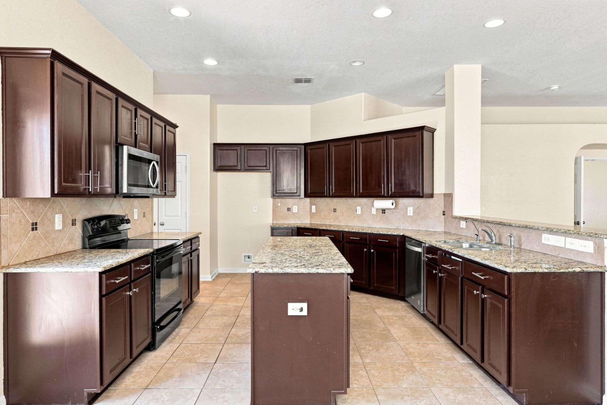 5310 Gemsbuck Chase, San Antonio, TX 78251