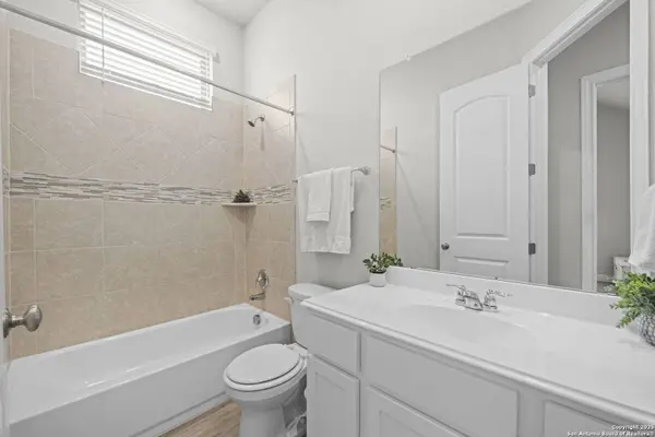 1727 Doubleday Ln, San Antonio, TX 78253