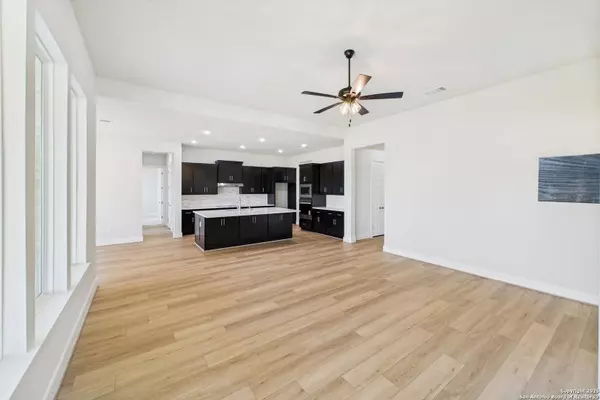 6821 Arbor Falls, Fair Oaks Ranch, TX 78015