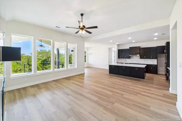 6821 Arbor Falls, Fair Oaks Ranch, TX 78015