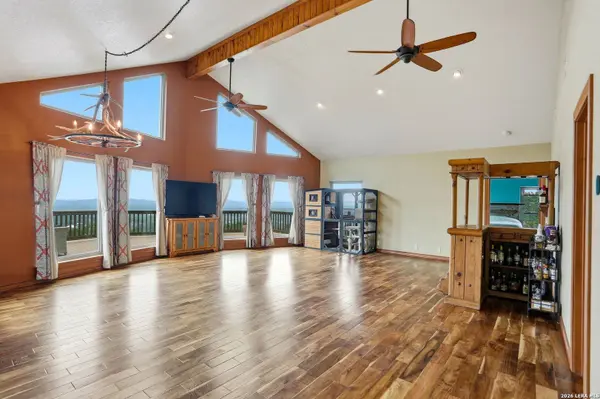 232 Doe Run, Pipe Creek, TX 78063