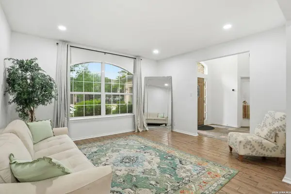 21139 Simi Valley Dr, San Antonio, TX 78259