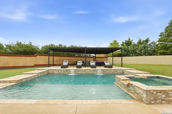 13102 Dakota Valley, San Antonio, TX 78254