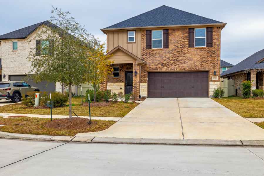 17533 Rosette Grass Dr, Conroe, TX 77385-2277