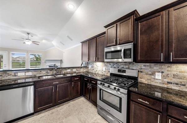 3746 Cactus Field Ln, Katy, TX 77449-2247
