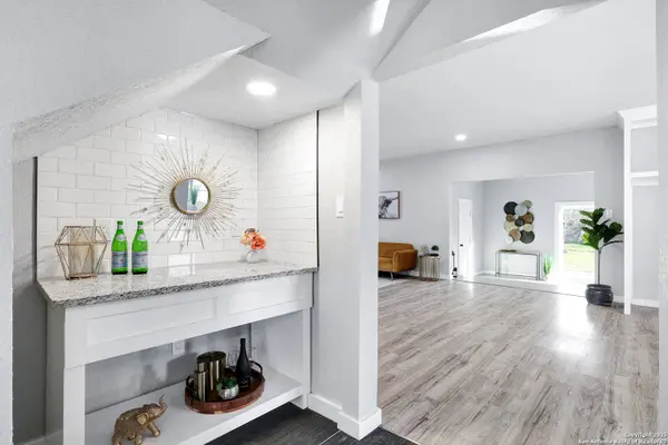 1714 Mistletoe, San Antonio, TX 78201