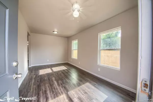 1301 Keats, San Antonio, TX 78211