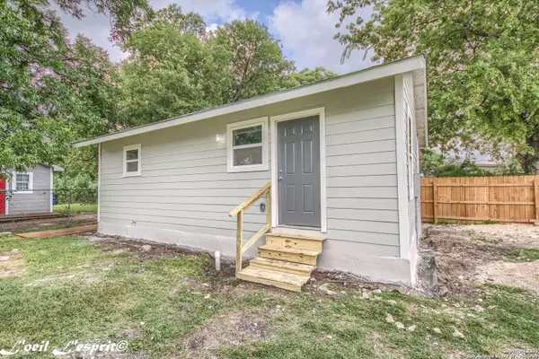 1301 Keats, San Antonio, TX 78211