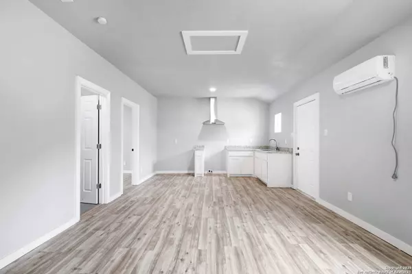 2706 Observation, San Antonio, TX 78227