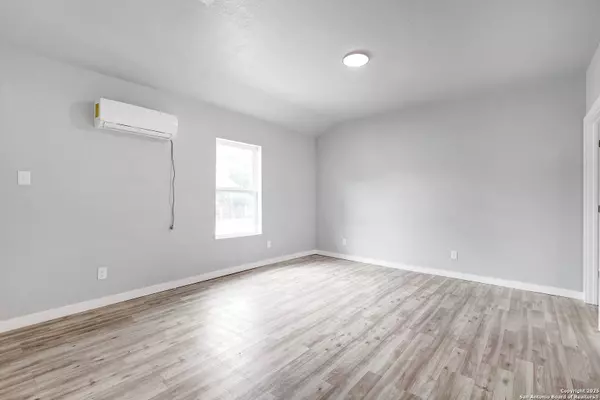 2706 Observation, San Antonio, TX 78227