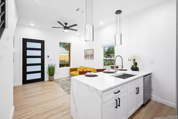 514 Dakota UNIT 3, San Antonio, TX 78203