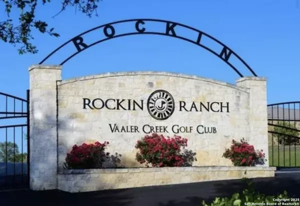 135 Eli Chandler, Blanco, TX 78606