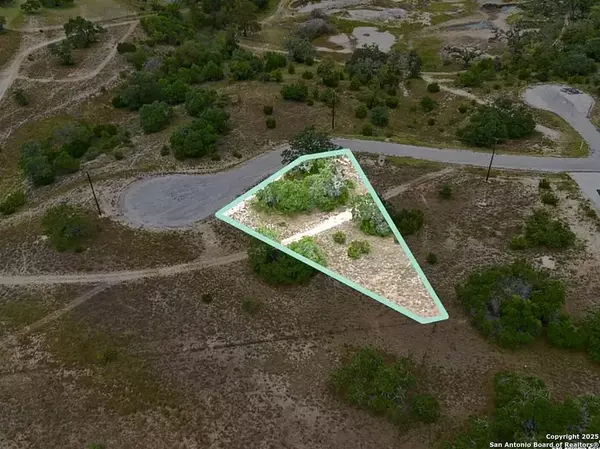 135 Eli Chandler, Blanco, TX 78606