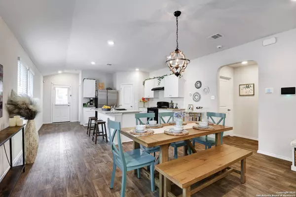 3446 Angus, San Antonio, TX 78245