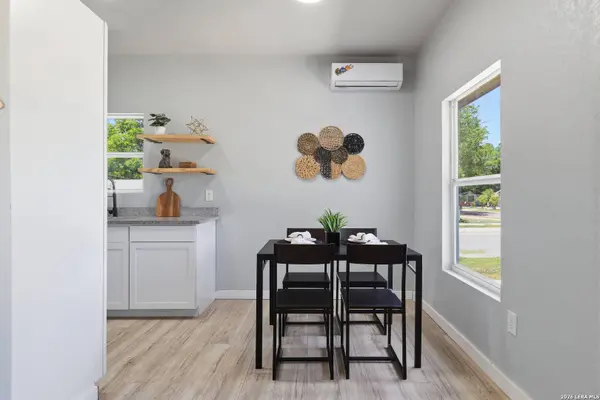 146 ISABEL ST, San Antonio, TX 78210