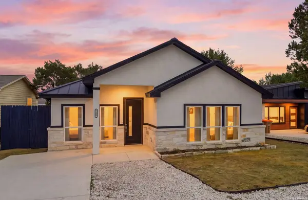 1224 BLUERIDGE DR, Canyon Lake, TX 78133