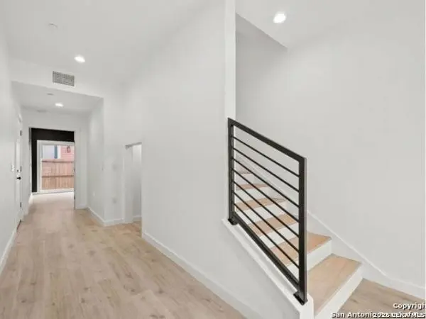 308 MESQUITE ST UNIT 101, San Antonio, TX 78203