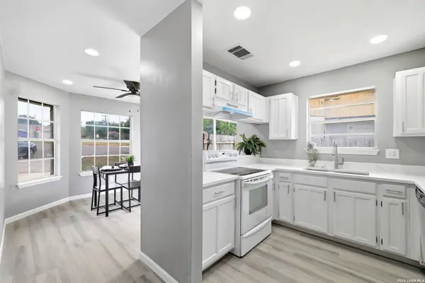 6411 ROYALTY PT, San Antonio, TX 78238