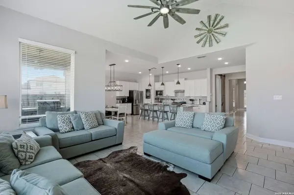 3204 MORLANGA ST, New Braunfels, TX 78130