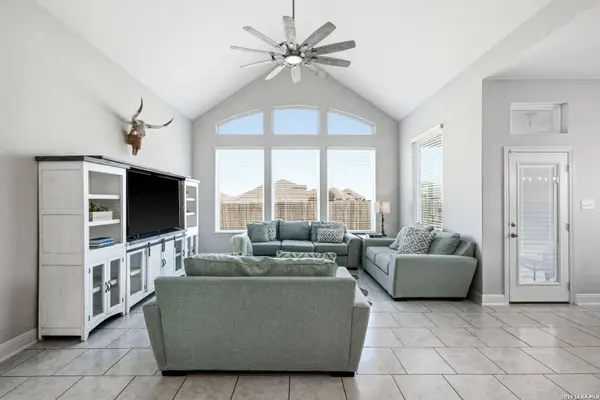 3204 MORLANGA ST, New Braunfels, TX 78130